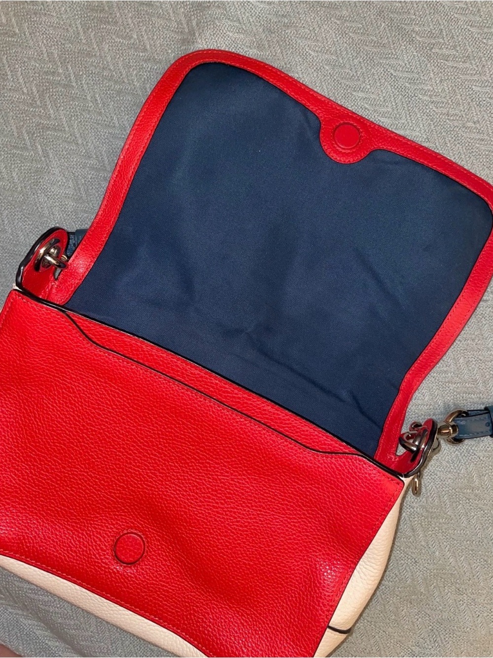 Coach - Spiderman Messenger Bag - Picture 3 of 3